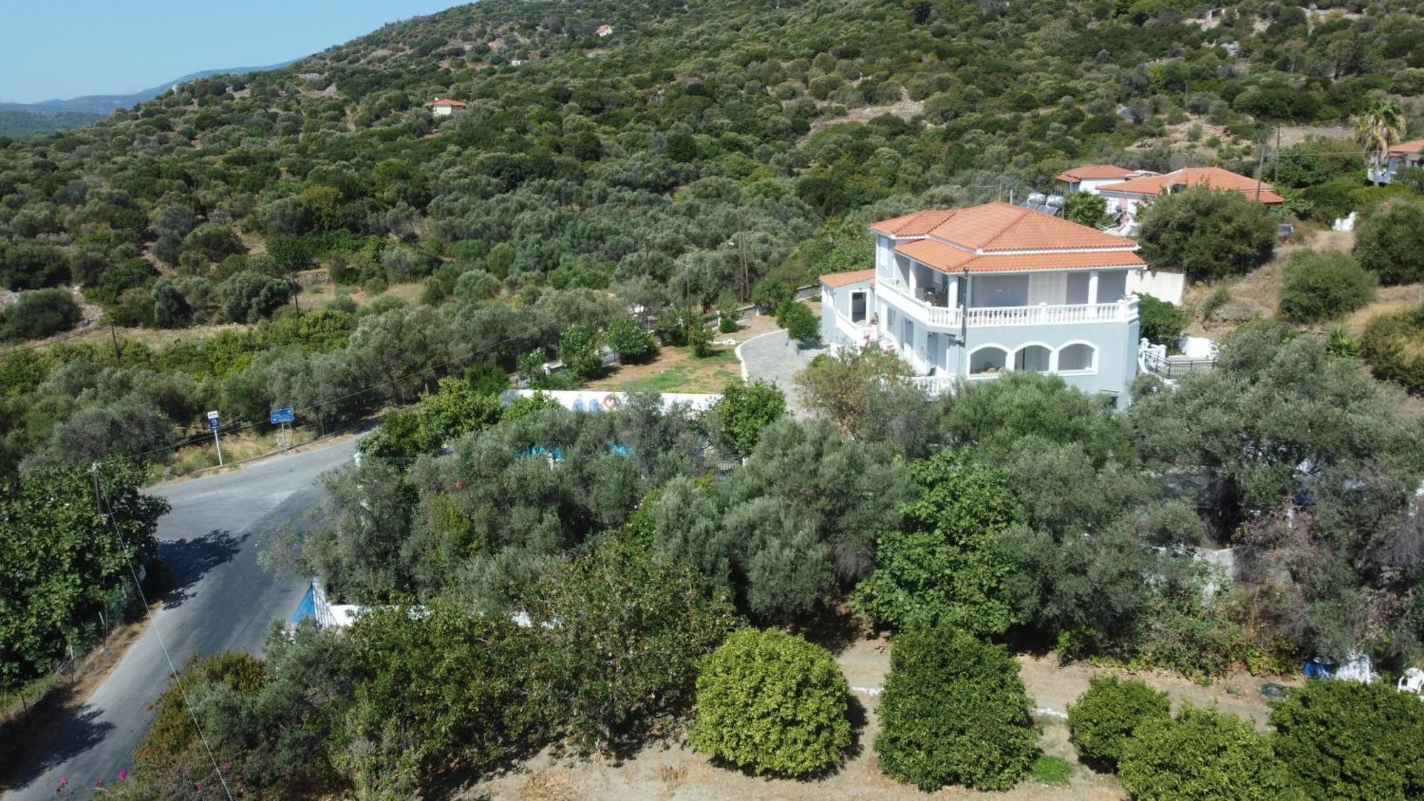 Villa Karras Питагорион Экстерьер фото